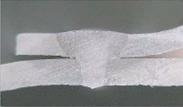 图8 车门激光焊缝结构翻边对比（搭接和叠焊，结构和实物）